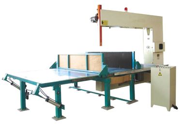 スポンジのマットレス、CNC Epsの打抜き機のための産業縦の泡のカッター